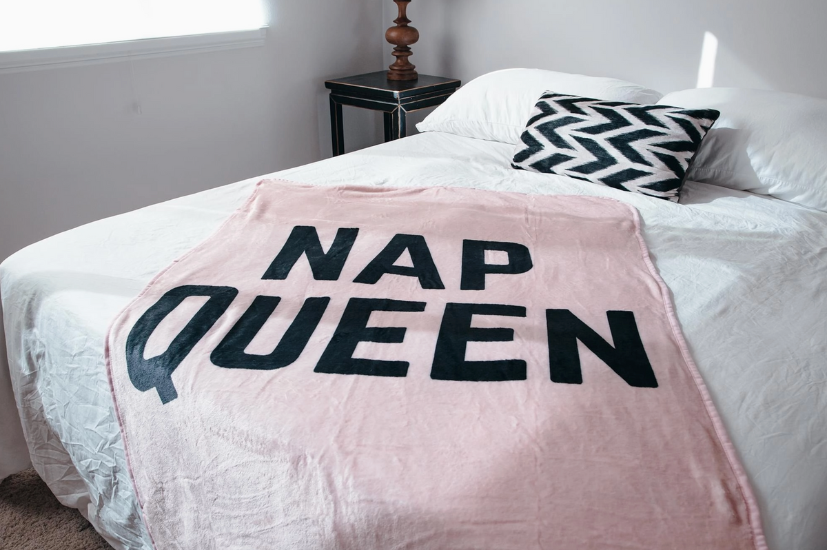 Nap Queen 45 X 60 Inch Fleece Throw Blanket